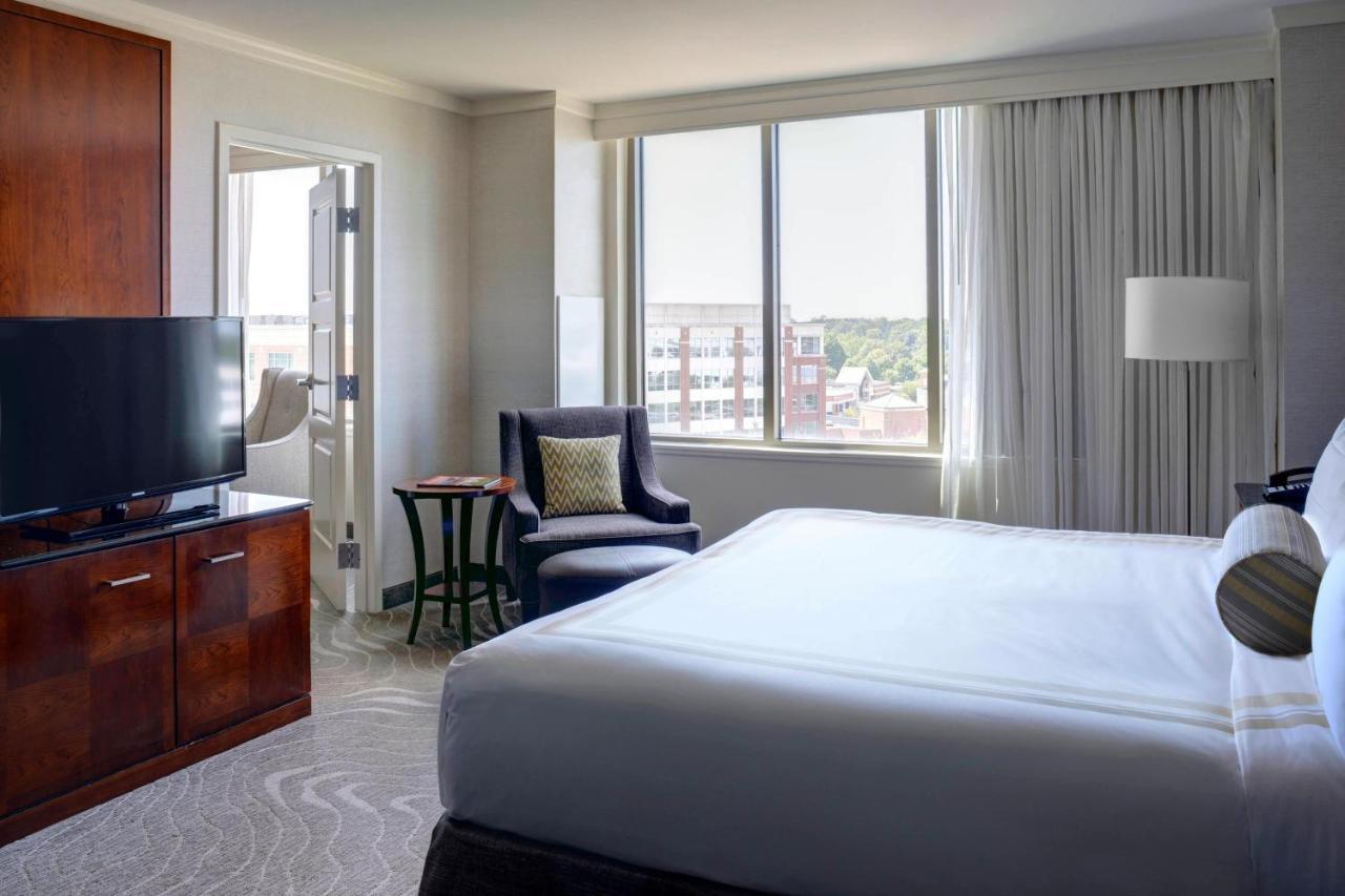 Newport News Marriott At City Center Esterno foto