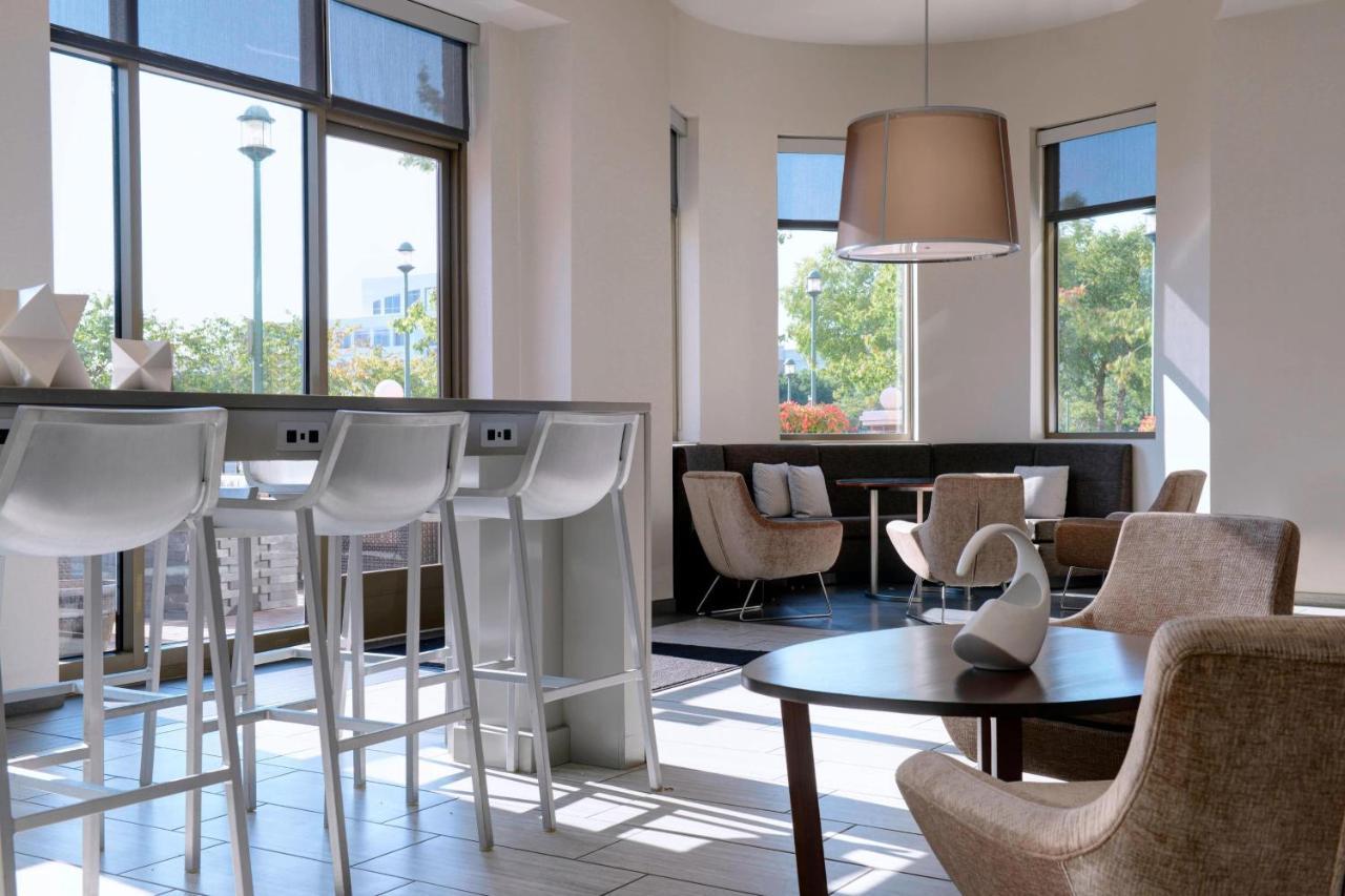 Newport News Marriott At City Center Esterno foto