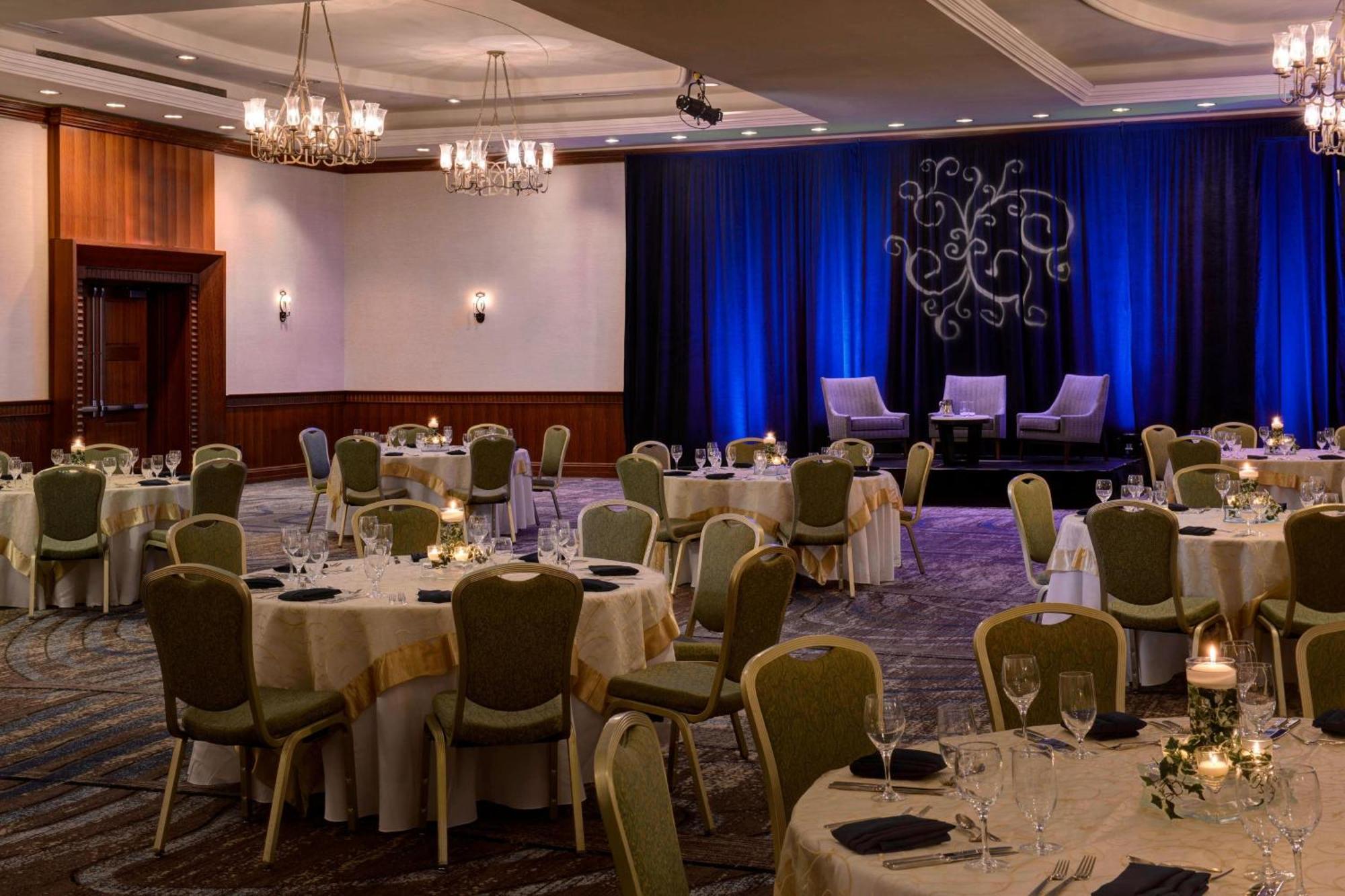 Newport News Marriott At City Center Esterno foto