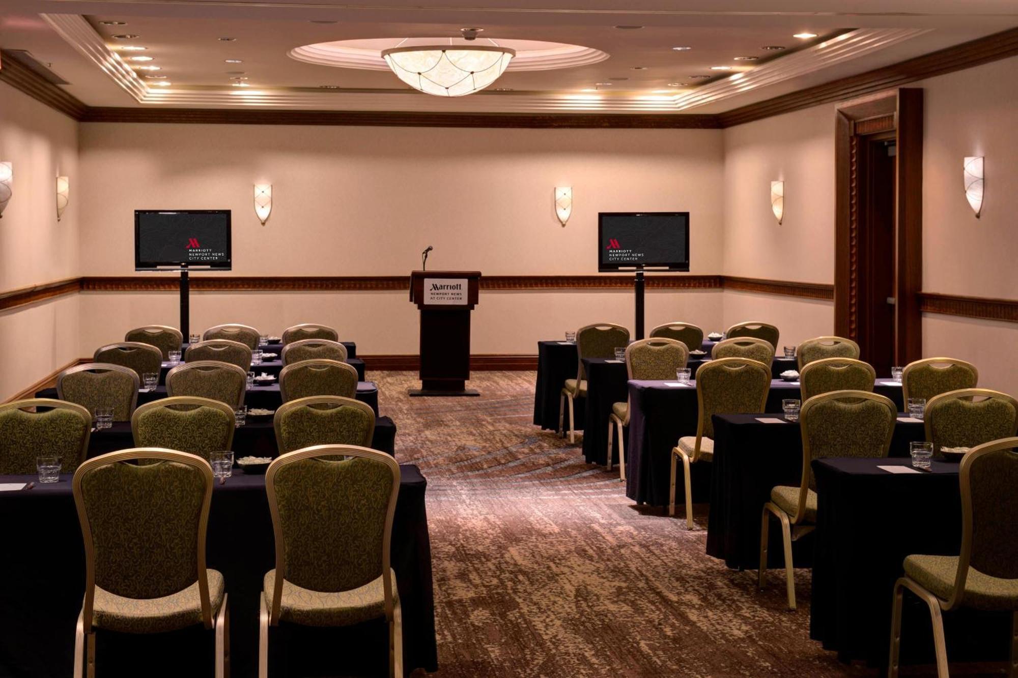 Newport News Marriott At City Center Esterno foto