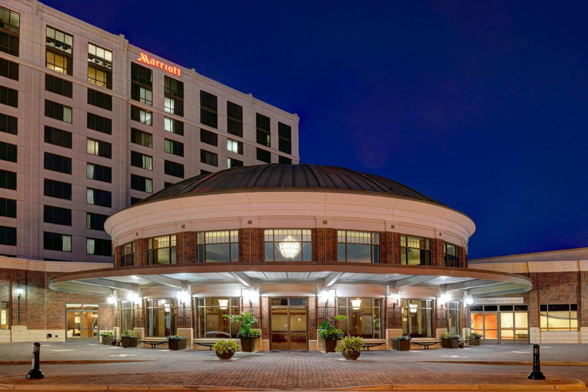 Newport News Marriott At City Center Esterno foto