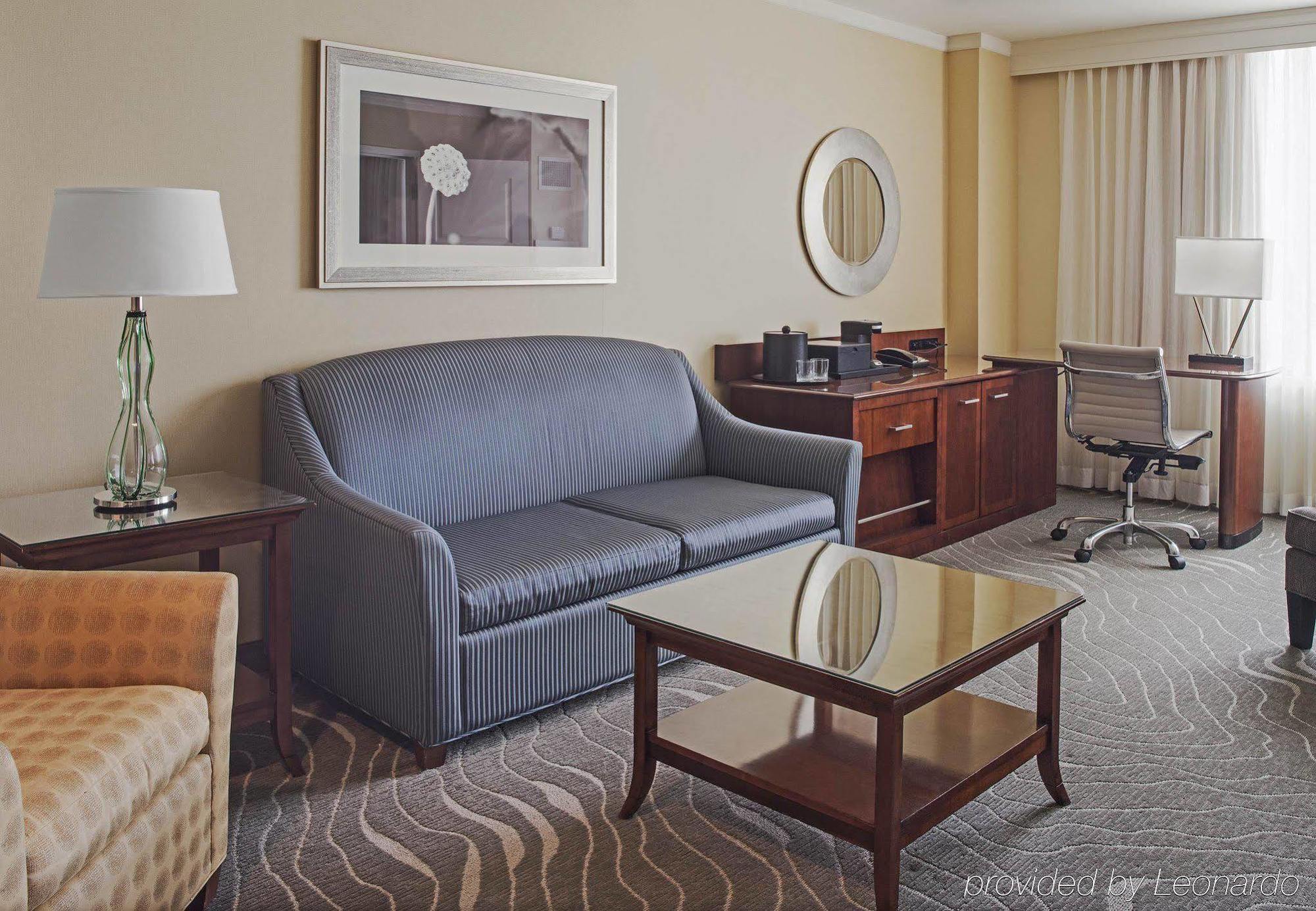 Newport News Marriott At City Center Esterno foto