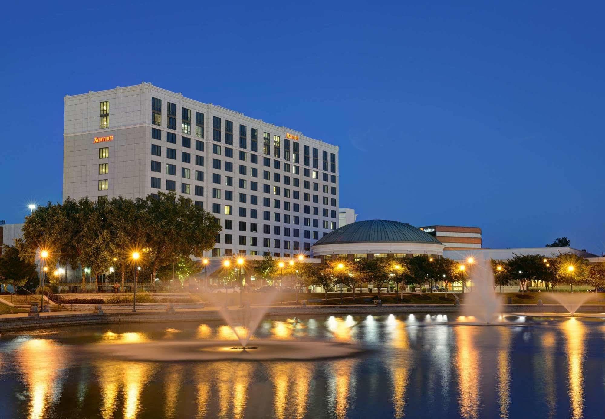 Newport News Marriott At City Center Esterno foto