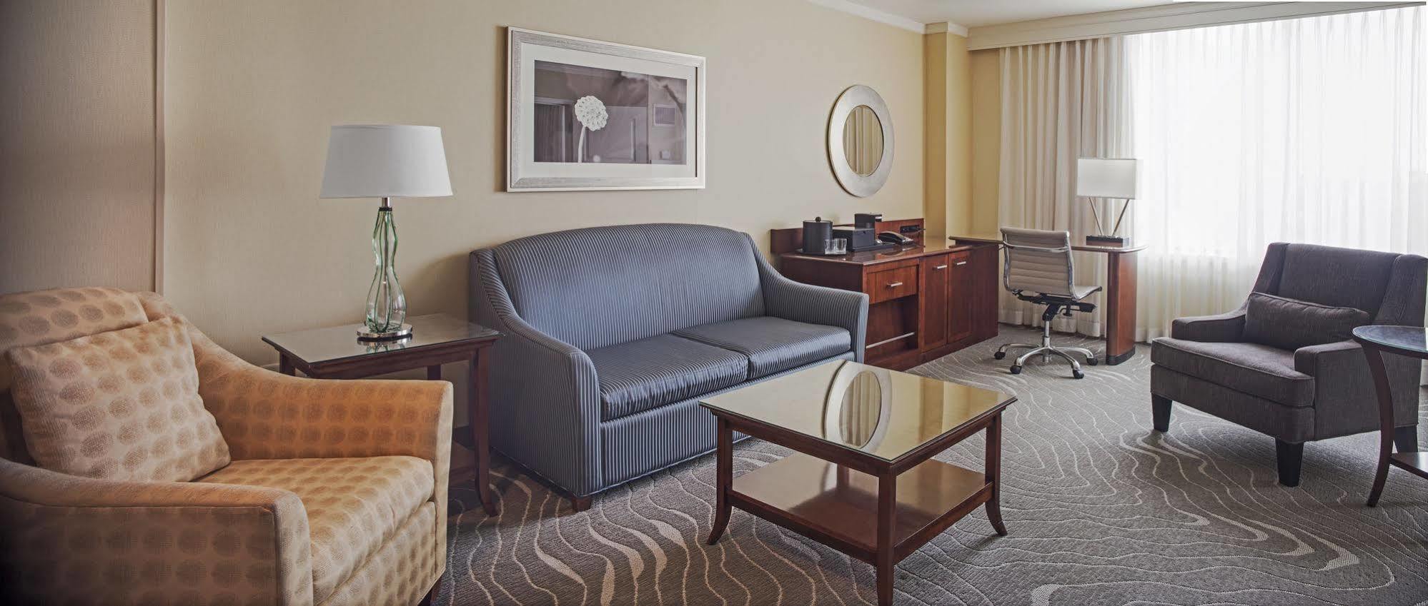 Newport News Marriott At City Center Esterno foto